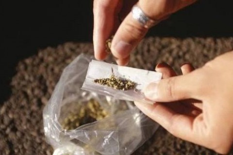 Homem é flagrado com droga para consumo pessoal em Ivaiporã