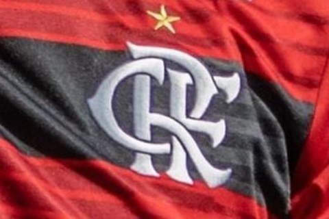 Loja de Arapongas (PR) é condenada a indenizar Flamengo por vender camisas falsificadas