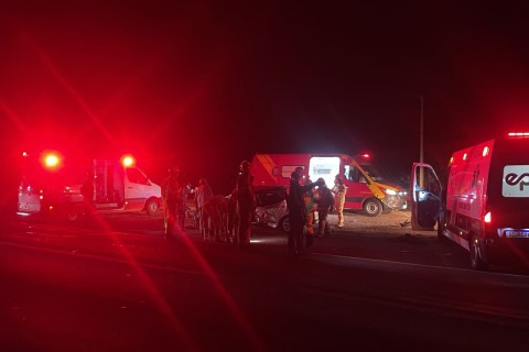 INFORMATIVO RÁDIO GODOY FM