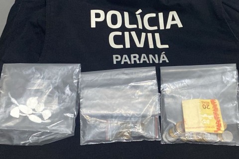 A Polícia Civil do Paraná prendeu um homem em flagrante por tráfico de drogas na cidade de Londrina.